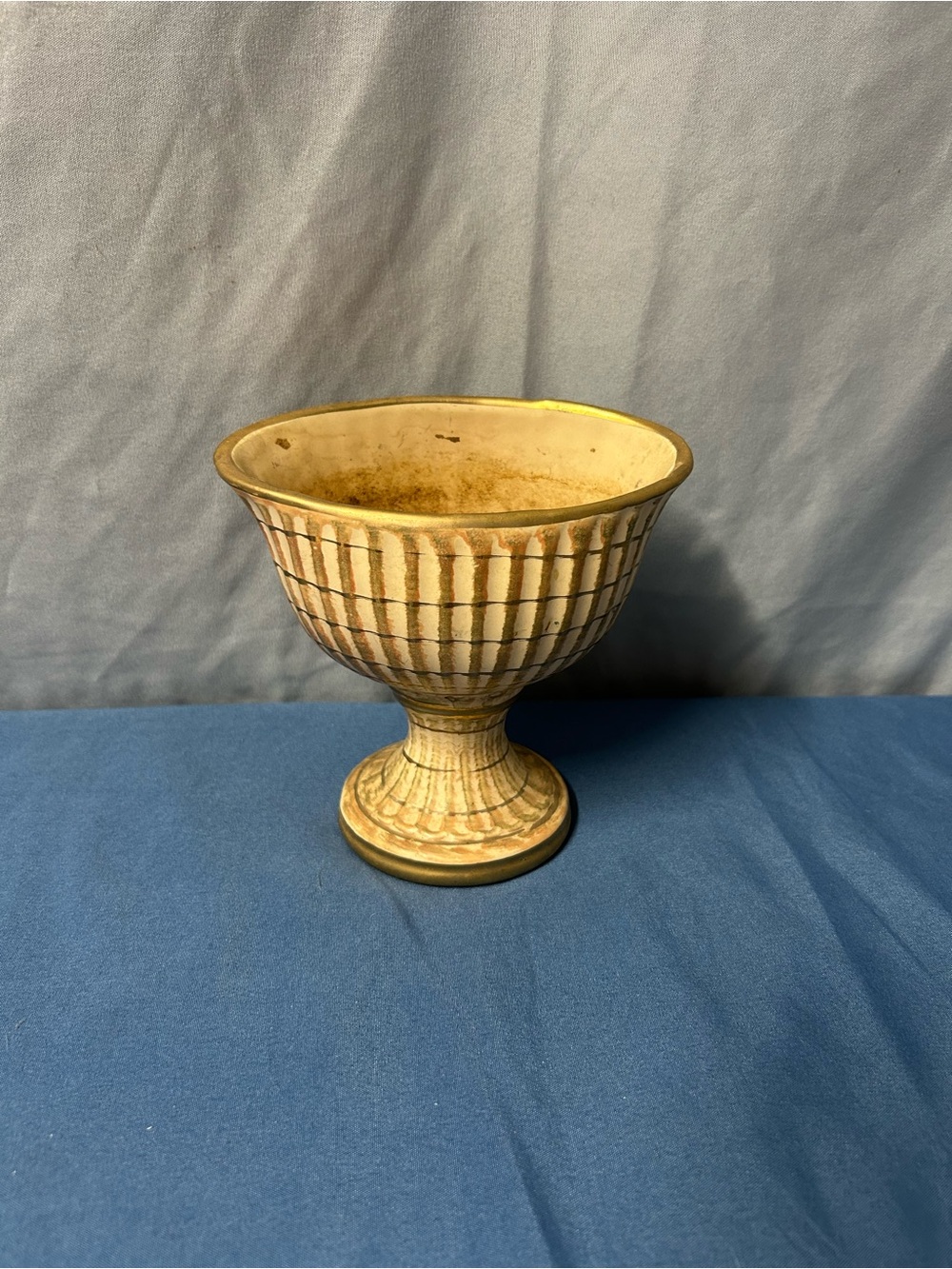 Home Accents Cream and Brown Pedestal Vase